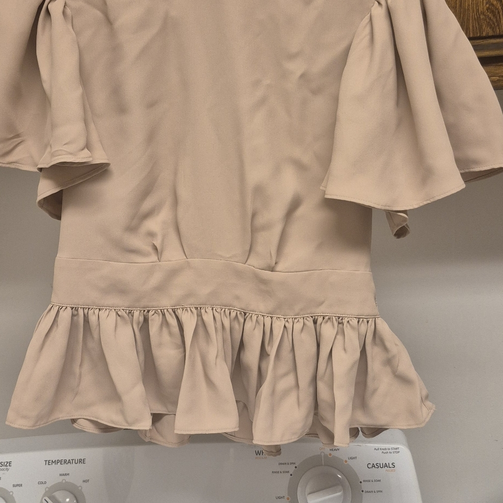 Express Ruffle Sleeve Blouse (Xs) - Picture 3 of 8